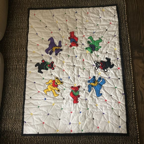 Vintage Grateful Dead Dancing Bear Baby Quilt / Wall Hanging / Tapestry HANDMADE - Picture 3 of 15